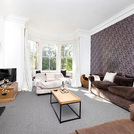爱丁堡Joivy Delightful Flat With Parking公寓 外观 照片
