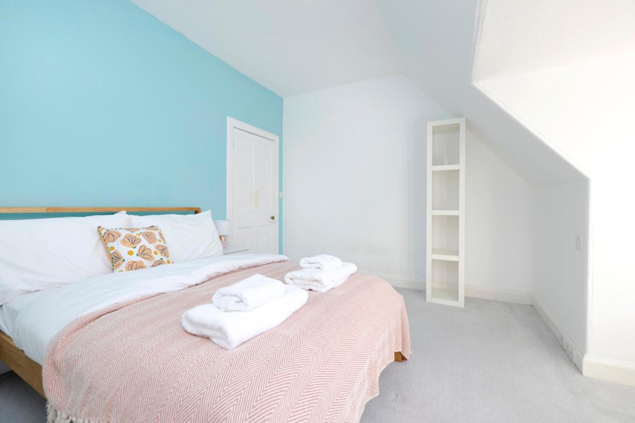 爱丁堡Joivy Delightful Flat With Parking公寓 外观 照片